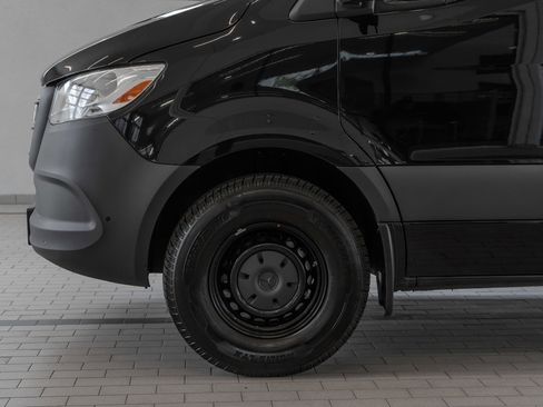 New 2025 Mercedes-Benz Sprinter 2500 image 4