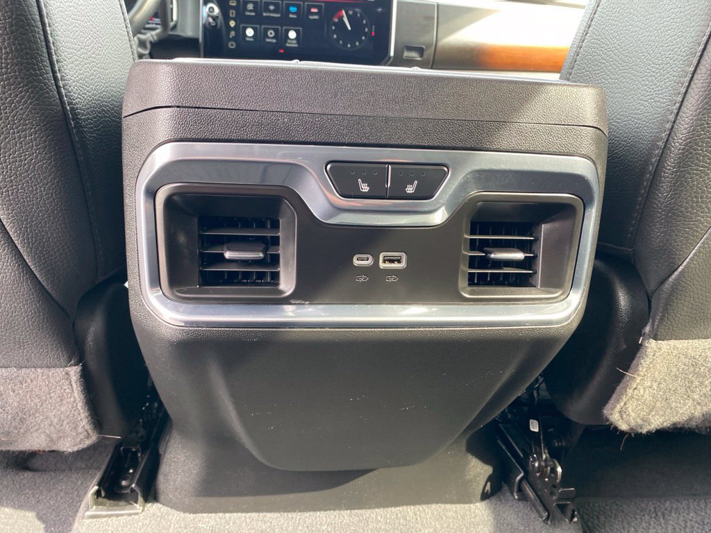 Used 2024 GMC Sierra 3500 Denali w/ Denali Reserve Package AWD/4WD image 27