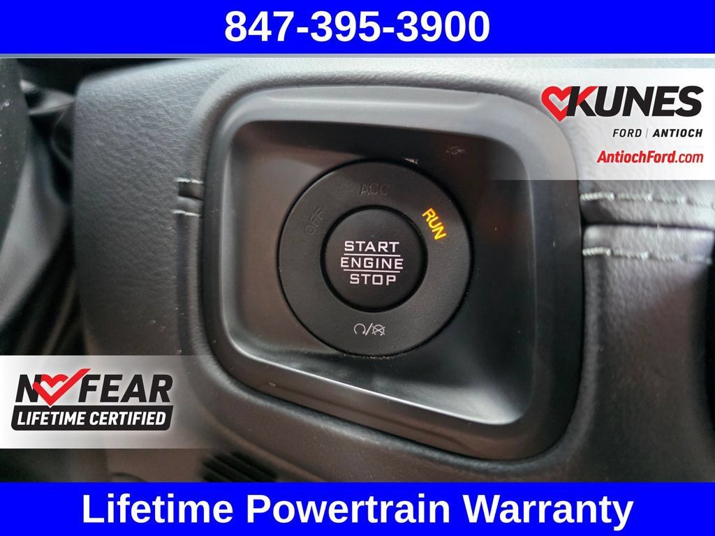 Used 2025 Jeep Wrangler Unlimited Sahara AWD/4WD image 54