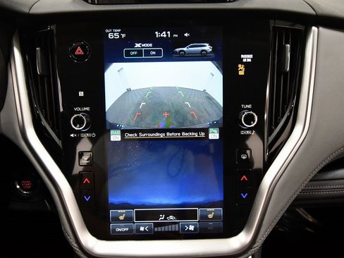 Used 2023 Subaru Outback Limited image 25