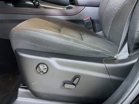 Used 2025 Dodge Durango GT image 22