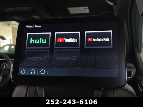 Used 2024 GMC Yukon SLT w/ SLT Luxury Package AWD/4WD image 47