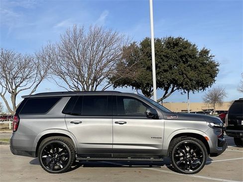 Used 2021 Chevrolet Tahoe Z71 w/ Z71 Off-Road Package image 3