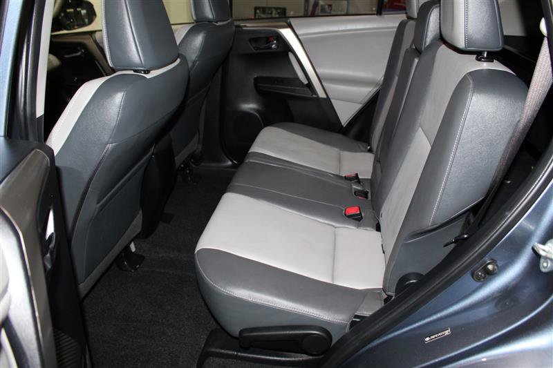 Used 2013 Toyota RAV4 Limited AWD/4WD image 22