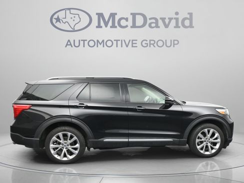 Used 2022 Ford Explorer Platinum w/ Equipment Group 601A AWD/4WD image 9