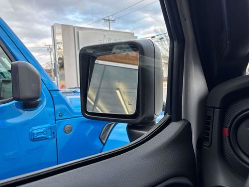 New 2026 Jeep Gladiator Rubicon image 12