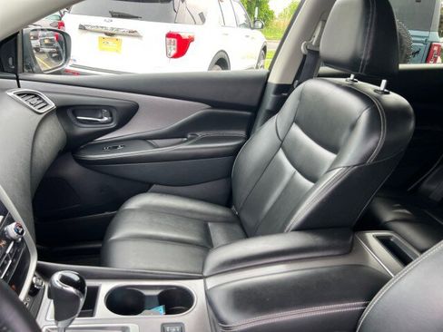 Used 2023 Nissan Murano SV w/ SV Midnight Edition Package AWD/4WD image 9