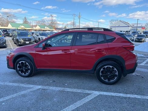 Used 2021 Subaru Crosstrek 2.0i Premium w/ Moonroof Package image 3
