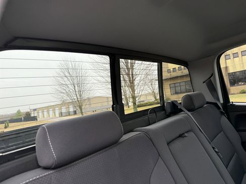 Used 2018 Chevrolet Silverado 2500 LT w/ LT Convenience Package image 20