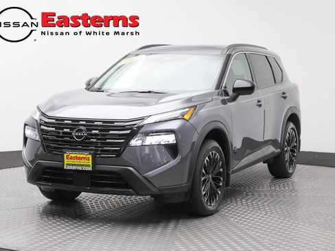 Used 2026 Nissan Rogue Dark Armor AWD/4WD image 1