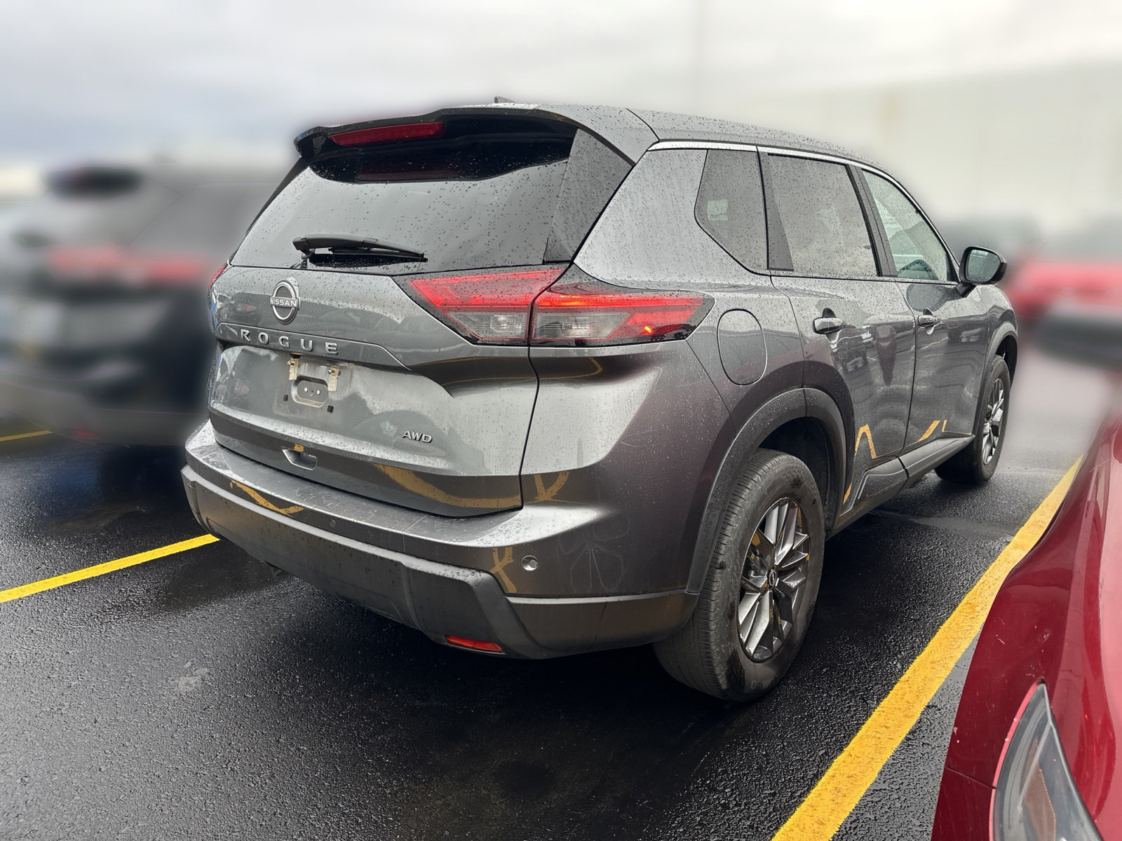 Used 2026 Nissan Rogue SV AWD/4WD image 3