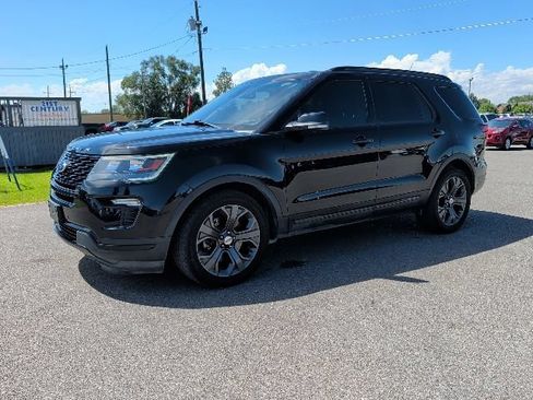 Used 2018 Ford Explorer Sport w/ Equipment Group 401A AWD/4WD image 3