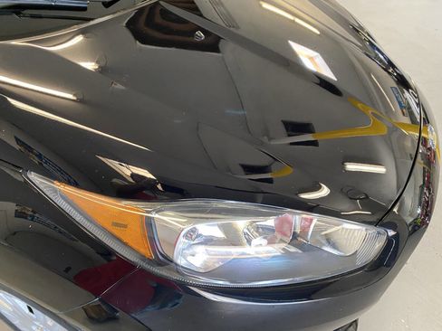 Used 2018 Ford Fiesta S image 9