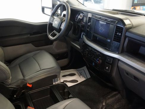 Used 2023 Ford F250 XL image 19