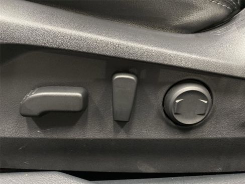 Used 2022 Subaru Outback Limited image 18