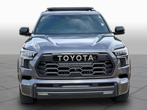 Used 2024 Toyota Sequoia TRD Pro AWD/4WD image 4