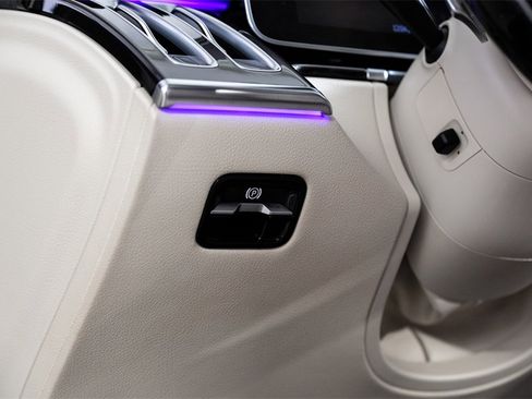 Used 2023 Mercedes-Benz S 500 S 500 image 27