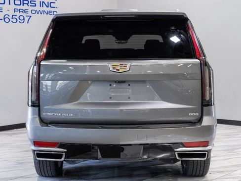 Used 2021 Cadillac Escalade ESV Premium Luxury AWD/4WD image 13