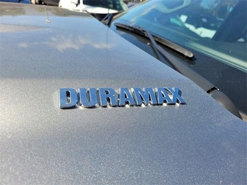 Used 2024 Chevrolet Silverado 1500 RST w/ Z71 Off-Road Package image 3