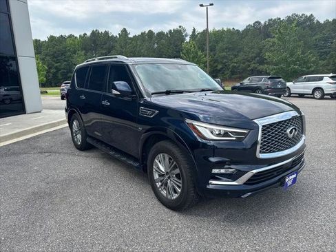 Used 2018 INFINITI QX80 4WD w/ Driver Assistance Package image 3