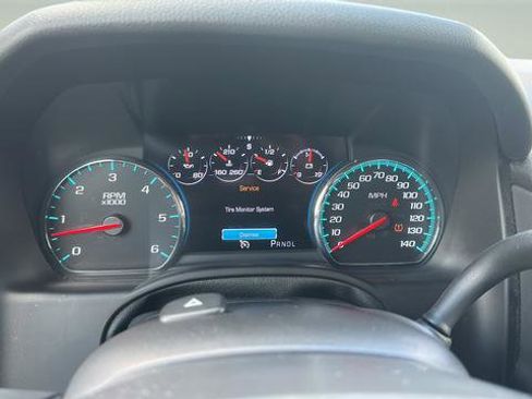 Used 2018 GMC Yukon XL Denali w/ Open Road Package RWD image 15
