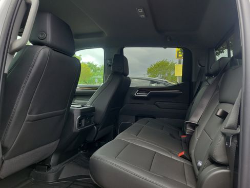 New 2026 GMC Sierra 1500 Elevation w/ Elevation Premium Package image 6