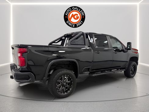 Used 2022 Chevrolet Silverado 2500 Custom w/ Custom Convenience Package AWD/4WD image 7