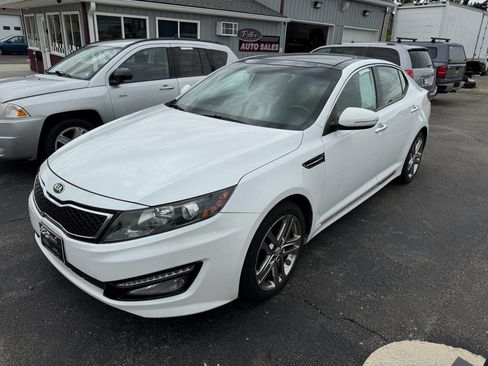 Used 2013 Kia Optima SX w/ Limited Pkg FWD image 2