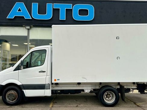 Used 2017 Freightliner Sprinter 3500 w/ Front Bench Seat Package image 2