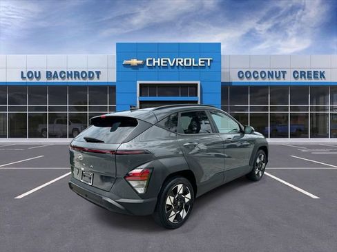 Used 2025 Hyundai Kona SEL FWD image 8