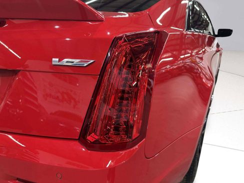 Used 2019 Cadillac ATS V w/ Luxury Package RWD image 13