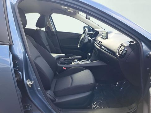 Used 2016 MAZDA MAZDA3 i Sport FWD image 16
