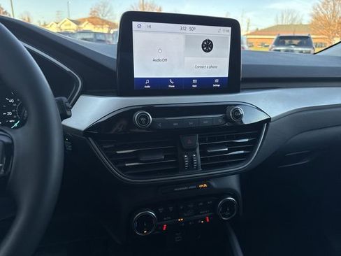 Used 2022 Ford Escape SEL image 16