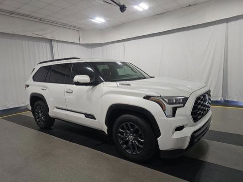 Used 2023 Toyota Sequoia Platinum image 2