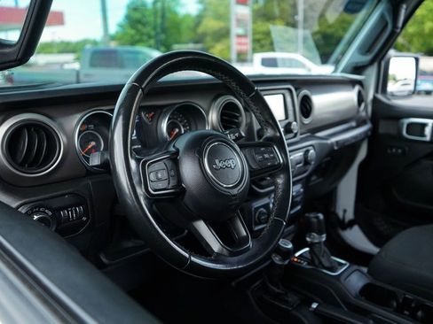 Used 2020 Jeep Wrangler Unlimited Sport S AWD/4WD image 5
