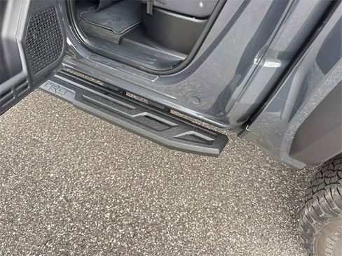 Used 2025 Toyota Tacoma TRD Off-Road image 12