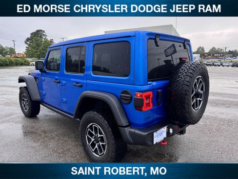 Used 2024 Jeep Wrangler Unlimited Rubicon w/ Technology Group AWD/4WD image 5