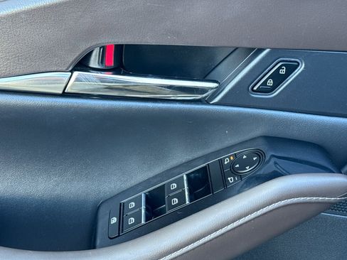 Used 2023 MAZDA CX-30 AWD 2.5 S w/ Premium Package image 12