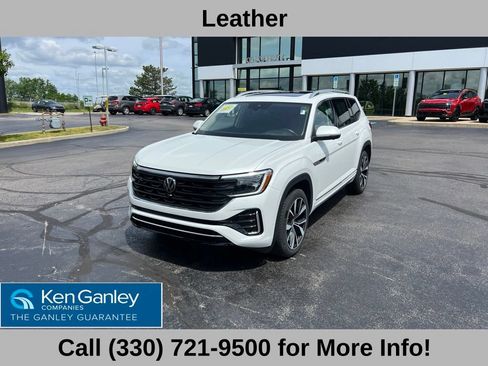 Used 2024 Volkswagen Atlas SEL Premium R-Line AWD/4WD image 2