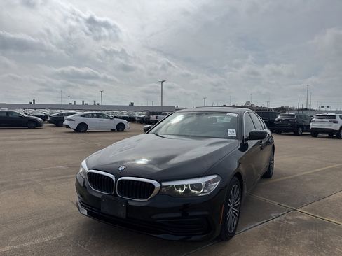 Used 2019 BMW 530i xDrive w/ Convenience Package image 7