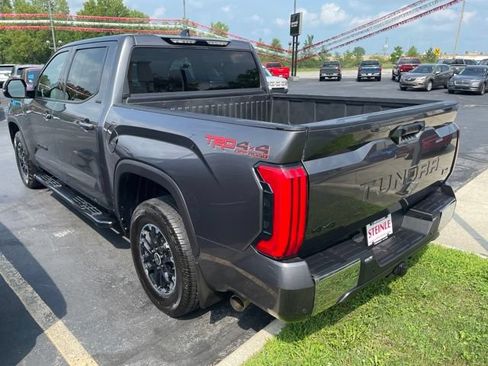 Used 2022 Toyota Tundra SR5 AWD/4WD image 5