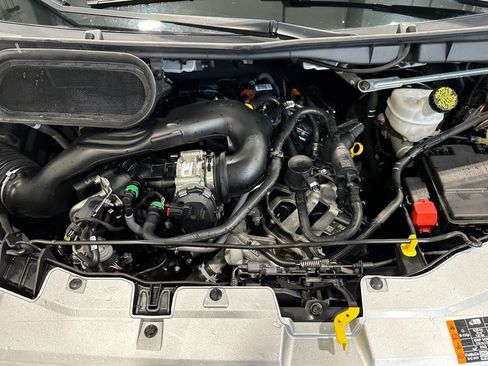 Used 2023 Ford Transit 350 XL image 9