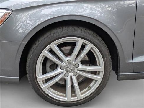 Used 2018 Audi A3 2.0T Premium image 9