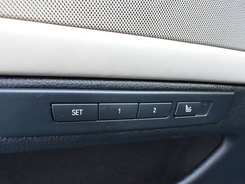 Used 2015 BMW 550i Sedan image 43