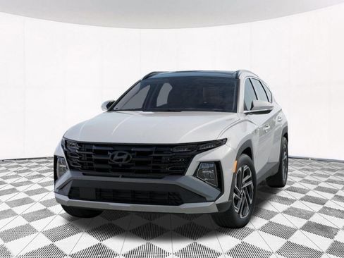 Used 2025 Hyundai Tucson Limited image 8