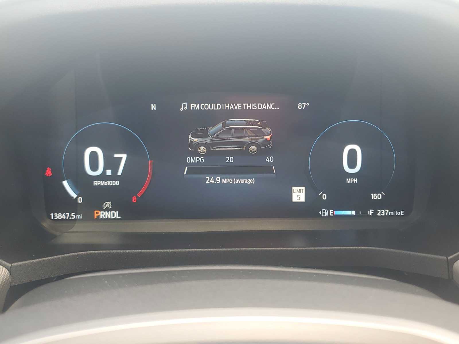 Used 2025 Ford Explorer Active RWD image 26