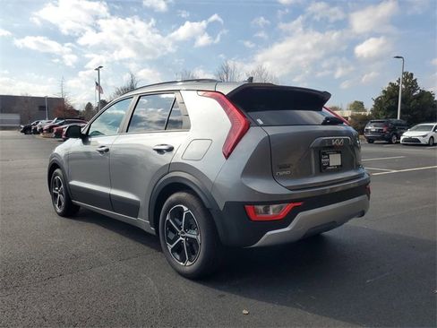 New 2026 Kia Niro EX image 6