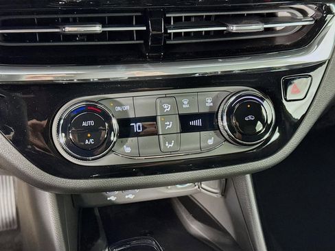 New 2026 Buick Envista Sport Touring w/ Convenience I Package FWD image 16