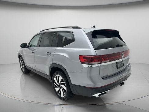 Used 2025 Volkswagen Atlas SE AWD/4WD image 5