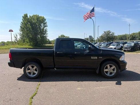Used 2018 RAM 1500 Express w/ Express Value Package AWD/4WD image 6